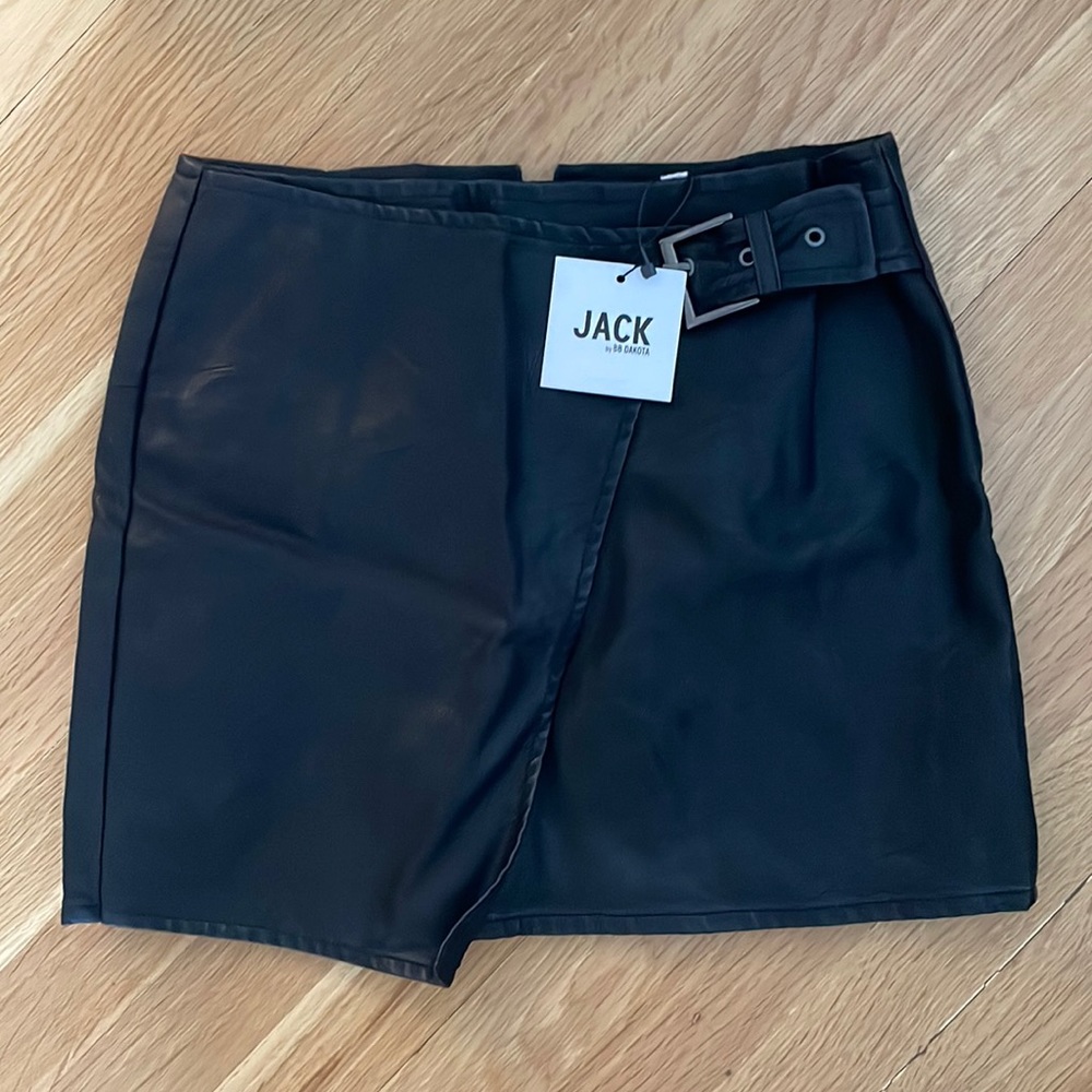 BB Dakota Leather Skirt NWT
